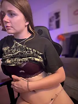 Piinkpandora online show from 10/31/25, 08:49