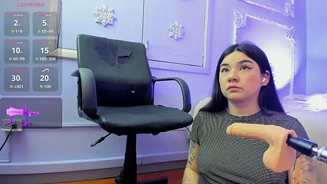 Snapshot of JeyLee chatting on 02/26/26, 11:21 JeyLee online show from 02/26/26, 11:21