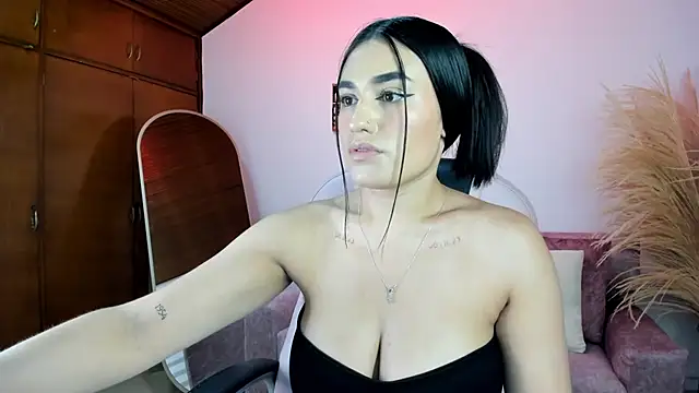 Snapshot of Alheli_16 chatting on 01/08/26, 12:22 Alheli 16 online show from 01/08/26, 12:22