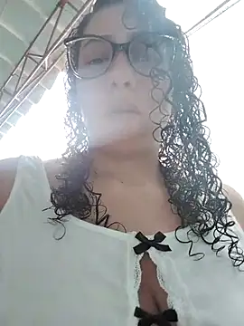 aixa 15 online show from 09/26/25, 02:24