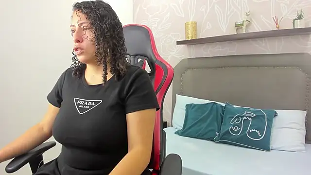 aixa 15 online show from 09/17/25, 12:18