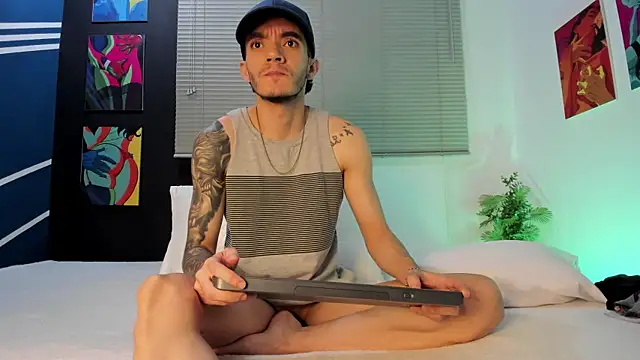 Tylergiuseppe  online show from 09/20/25, 05:29