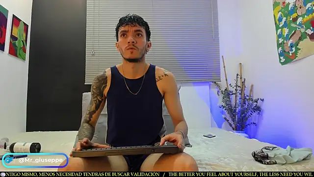 Tylergiuseppe  online show from 02/14/25, 10:36