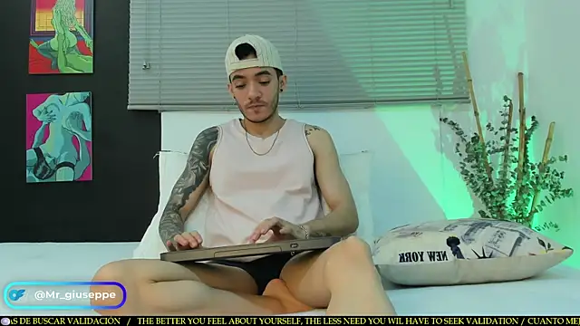 Tylergiuseppe  online show from 03/18/25, 08:16