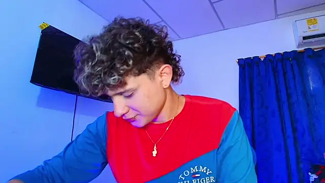 Nathan Bluee online show from 04/18/26, 05:15