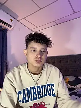 Nathan Bluee online show from 11/18/25, 03:04