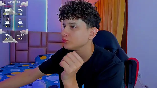 Nathan Bluee online show from 03/07/25, 01:51