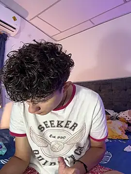 Nathan Bluee online show from 11/11/25, 03:07