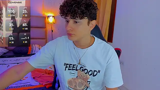 Nathan Bluee online show from 02/10/25, 12:50