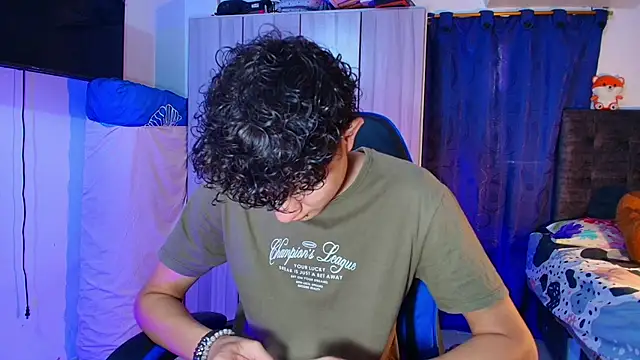 Nathan Bluee online show from 02/10/26, 04:06