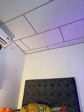 Nathan Bluee online show from 11/22/25, 04:06