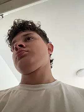 Nathan Bluee online show from 10/08/25, 12:07