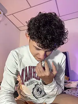 Nathan Bluee online show from 10/31/25, 03:41