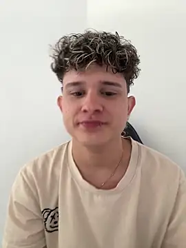 Nathan Bluee online show from 04/04/26, 04:02