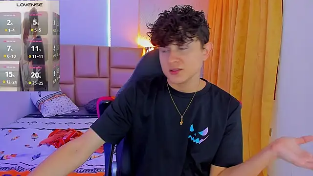 Nathan Bluee online show from 02/08/25, 07:59