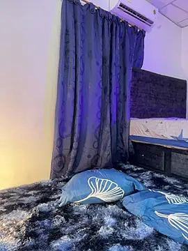 Nathan Bluee online show from 11/28/25, 03:34