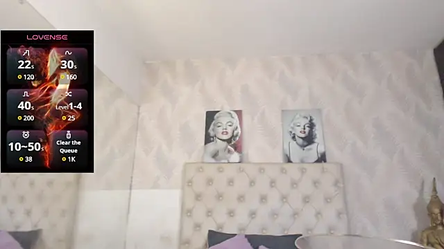 Snapshot of AvaLoch chatting on 02/04/25, 07:40 AvaLoch online show from 02/04/25, 07:40