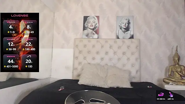 Snapshot of AvaLoch chatting on 02/11/25, 09:25 AvaLoch online show from 02/11/25, 09:25