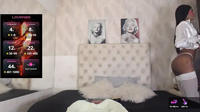 Snapshot of AvaLoch chatting on 03/06/25, 12:09 AvaLoch online show from 03/06/25, 12:09