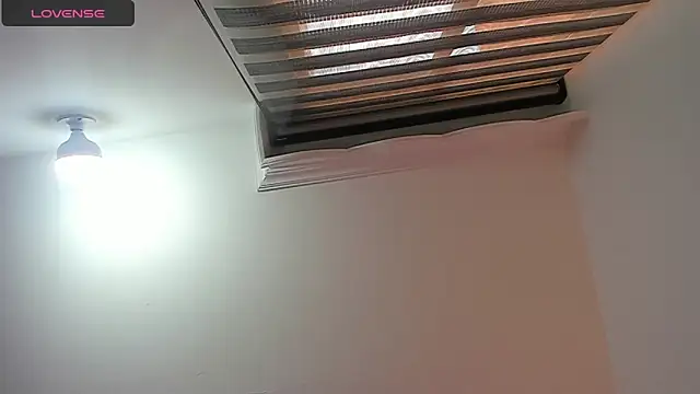 Samanthamillher10 online show from 04/14/26, 12:10