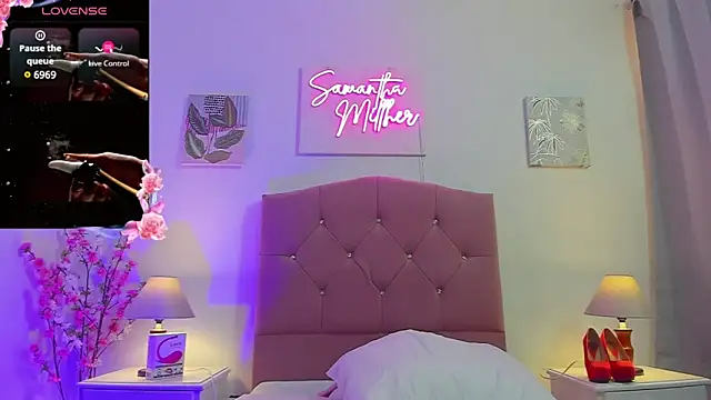 Snapshot of Samanthamillher10 chatting on 03/11/25, 02:40 Samanthamillher10 online show from 03/11/25, 02:40