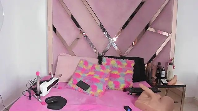 Snapshot of Freyaht chatting on 09/30/25, 05:02 Freyaht online show from 09/30/25, 05:02