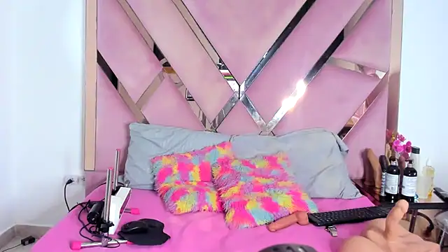 Snapshot of Freyaht chatting on 11/06/25, 05:44 Freyaht online show from 11/06/25, 05:44