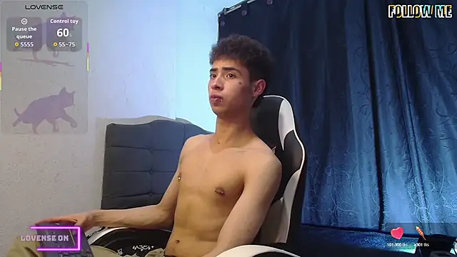 Snapshot of sexybat_twink chatting on 10/02/25, 11:52 sexybat twink online show from 10/02/25, 11:52