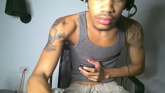 Skinnyblackman online show from 06/25/26, 02:31
