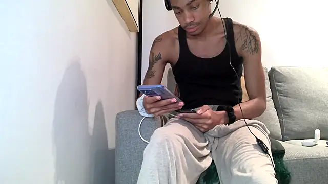 Skinnyblackman online show from 03/25/26, 04:12