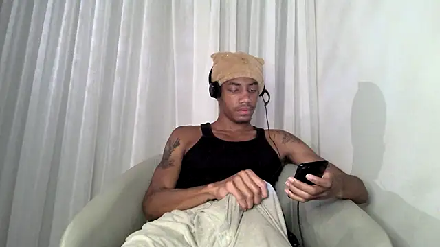Skinnyblackman online show from 10/29/25, 01:37