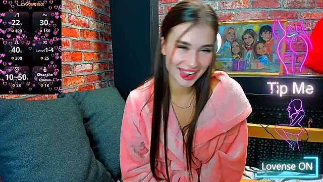 UrJoyy online show from 11/08/25, 01:58