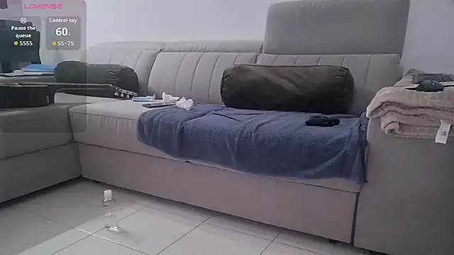 Snapshot of Meriozoro chatting on 10/10/25, 06:53 Meriozoro online show from 10/10/25, 06:53