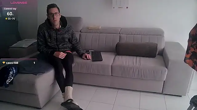 Meriozoro online show from 01/18/26, 03:04