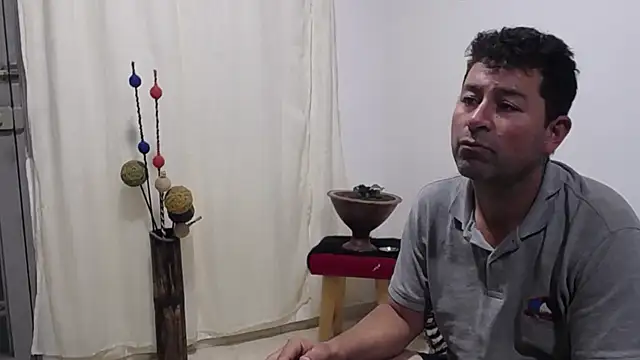 ambar jacksonn online show from 09/21/25, 01:00