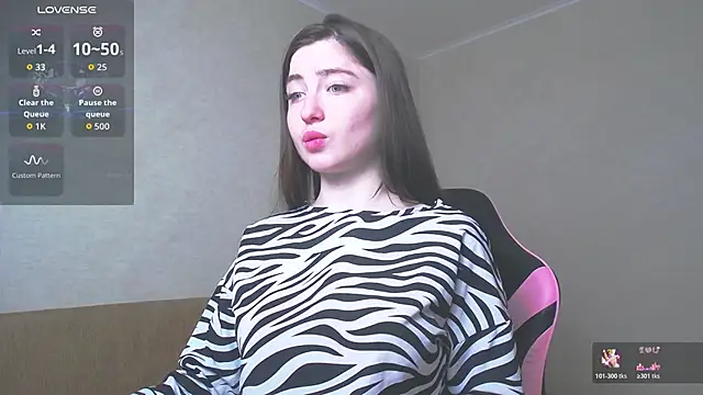 Luxuryalma online show from 04/23/26, 01:02