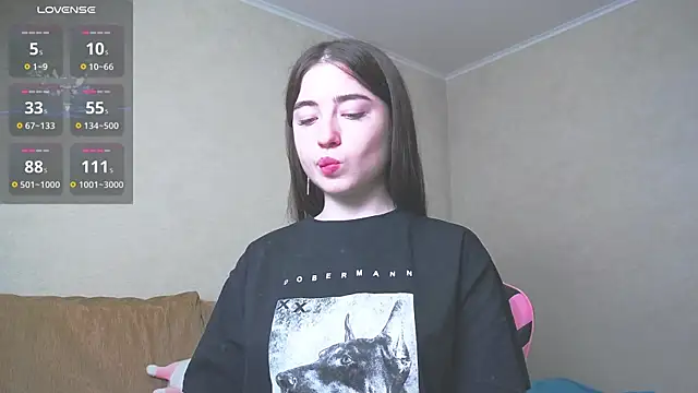Luxuryalma online show from 05/12/26, 06:36