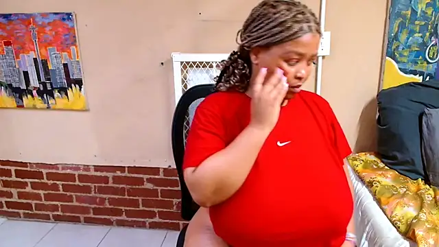 CurvyAfricanGoddess online show from 11/28/25, 07:03