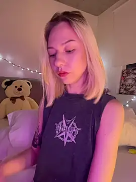  urbestie  online show from 06/26/26, 10:59