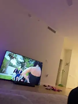 juicyj1311 online show from 02/04/26, 05:35