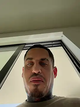 juicyj1311 online show from 02/12/26, 05:34