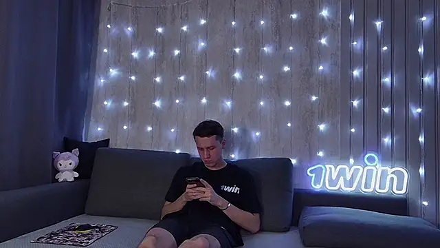 wineandboobss online show from 12/02/24, 02:36