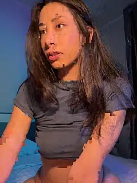 Sophiehii online show from 05/13/26, 09:49