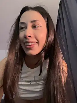 Sophiehii online show from 06/30/26, 05:13