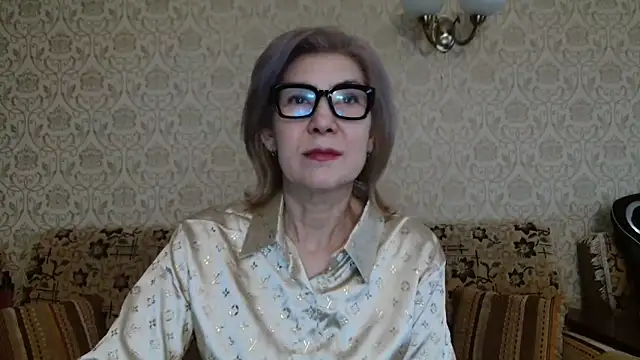 Elegant00Lady online show from 09/30/25, 12:00