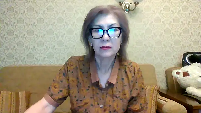 Snapshot of Elegant00Lady chatting on 04/21/26, 04:35 Elegant00Lady online show from 04/21/26, 04:35
