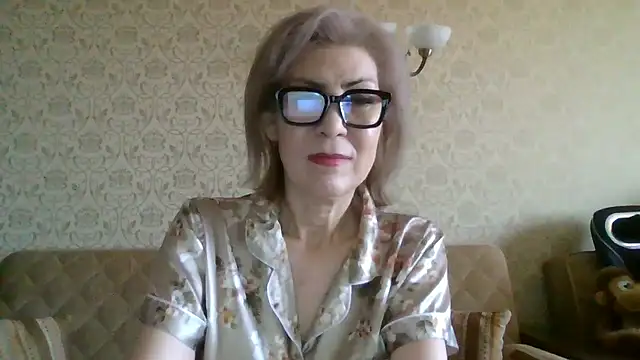 Snapshot of Elegant00Lady chatting on 07/12/26, 03:51 Elegant00Lady online show from 07/12/26, 03:51