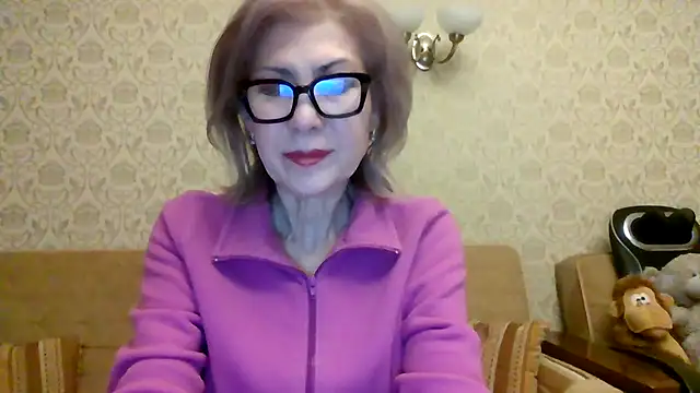 Snapshot of Elegant00Lady chatting on 05/17/26, 05:24 Elegant00Lady online show from 05/17/26, 05:24