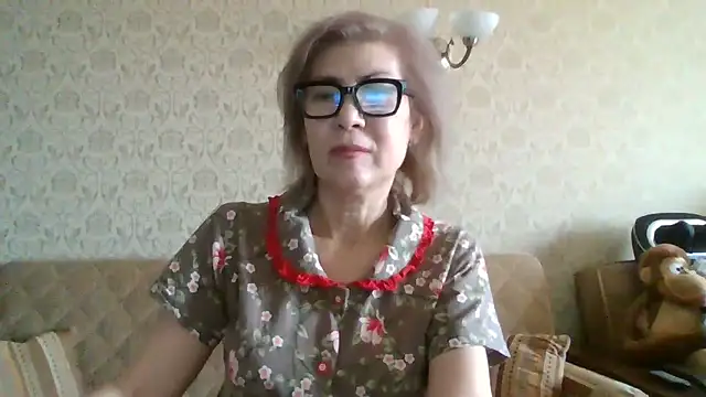 Snapshot of Elegant00Lady chatting on 06/29/26, 08:32 Elegant00Lady online show from 06/29/26, 08:32