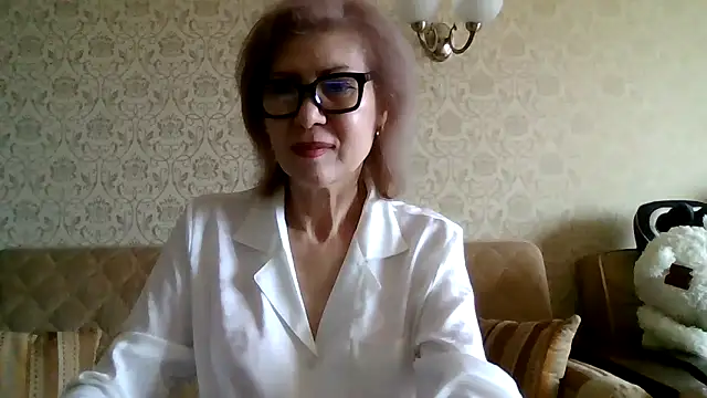 Snapshot of Elegant00Lady chatting on 05/11/26, 04:03 Elegant00Lady online show from 05/11/26, 04:03